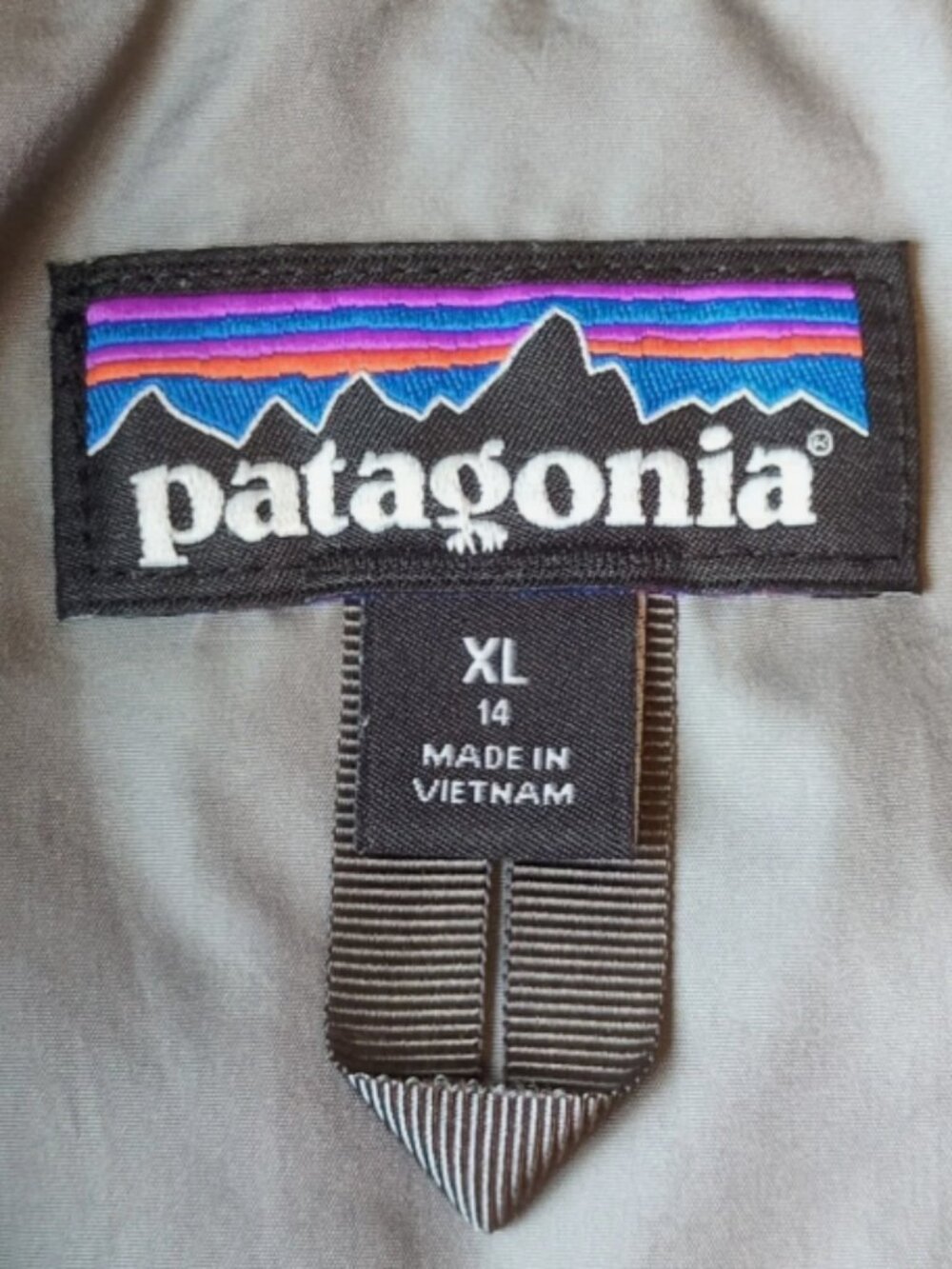 Patagonia Boys XL Isthmus Quilted Shirt Jacket Orange Shacket - Picture 4 of 9